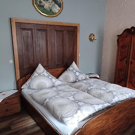 Gaestehaus Frevel Munstermaifeld Ngoại thất bức ảnh